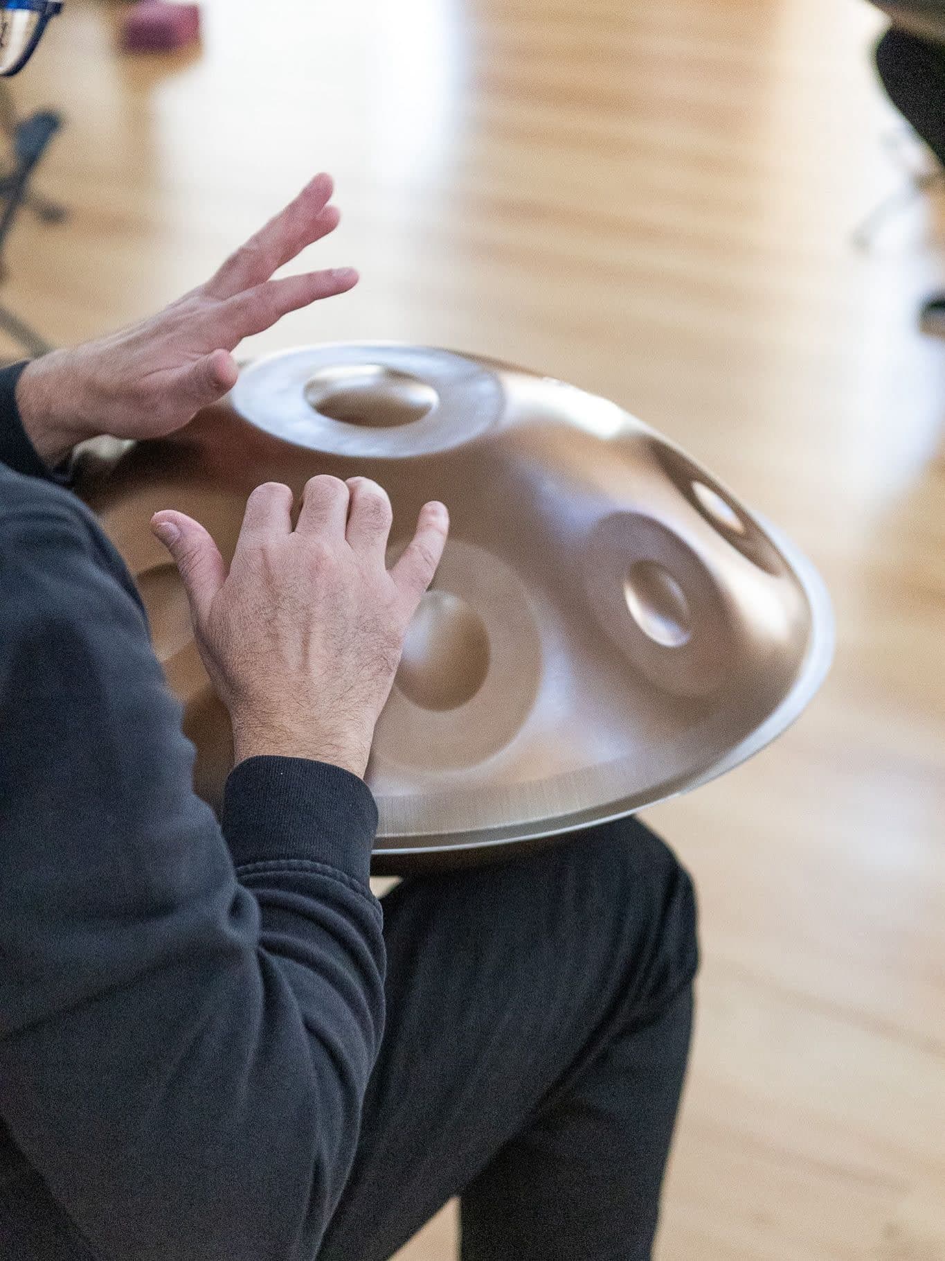retreat/retreat_handpan_2.jpg